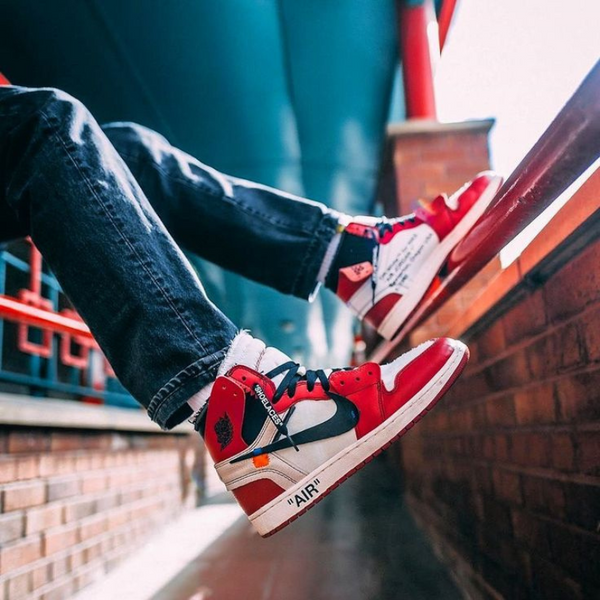 AIR JORDANS