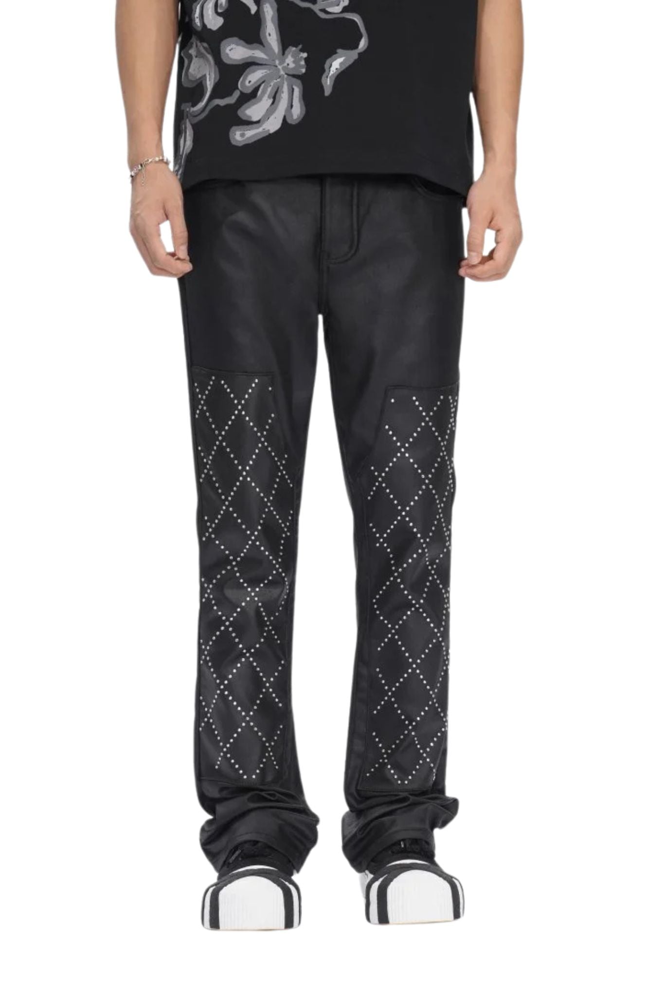 VALABASAS | Punctured Stacked Jeans Black