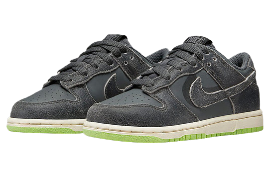 Nike Dunk Low SE 'Halloween - Cauldron'